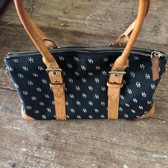 Like new barely used y2k Dooney black leather monogrammed bag - Picture 1 of 7